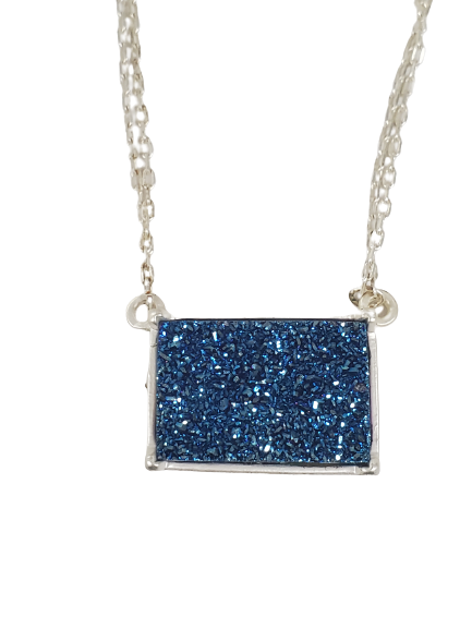 Shimmering Stone Necklace